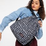 EASTPAK PADDED PAK'R C89 BOLD BRANDED
