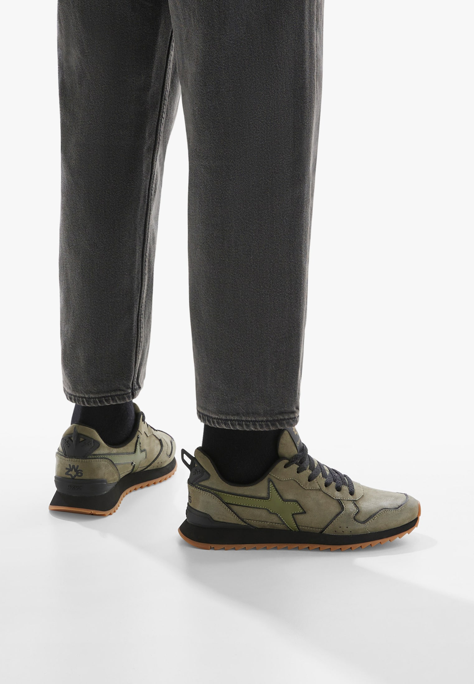 Just Say Wizz Jet-M Brushed/St Militare-Black-Militare